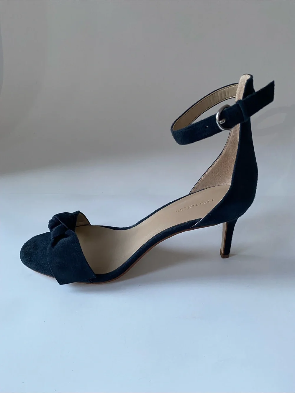 NWT Ann Taylor Navy blue Suede Ankle-Strap Bow kitten heel Sandals